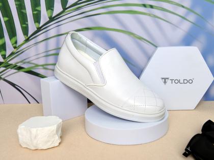 giày slipon màu trắng 3.jpg