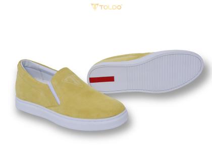 giày slip on da lộn màu vàng 2.jpg