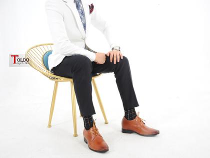 giày cao nam họa tiết dập vân màu nâu vàng 16.jpg