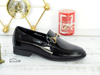 giày lười cao khuy vàng 5.jpg