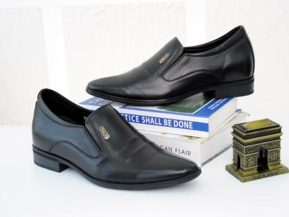 giày tăng chiều cao siêu nhẹ TD905 Đen trơn 9.jpg