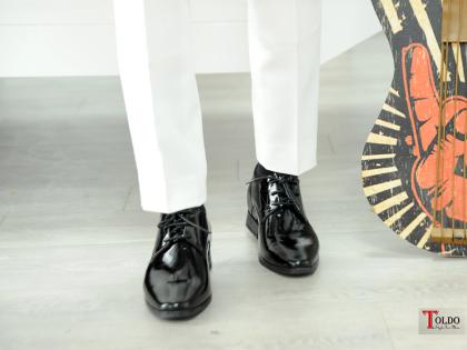 giày cao vân kẻ buộc dây đen bóng 12.jpg