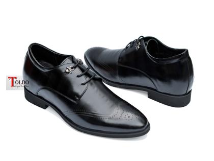 2 giày cao nam đục lỗ màu đen cao 6cm-3.jpg