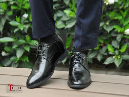 2 giày cao nam đục lỗ màu đen cao 6cm-14.jpg