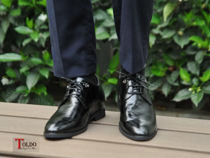 2 giày cao nam đục lỗ màu đen cao 6cm-13.jpg