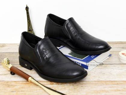 giay cao nam den san 943 2.jpg