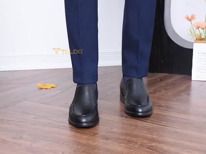 giày tăng 8cm chiều cao màu đen sần 11.jpg