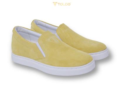 giày slip on da lộn màu vàng 1.jpg