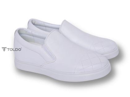 giày slipon màu trắng 1.jpg