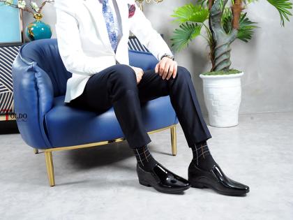 giày lười dập vân họa tiết 9.jpg