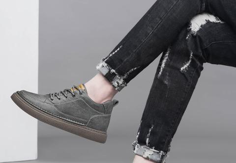 Giày Cao Nam Công Sở: Tự Tin Nơi Làm Việc