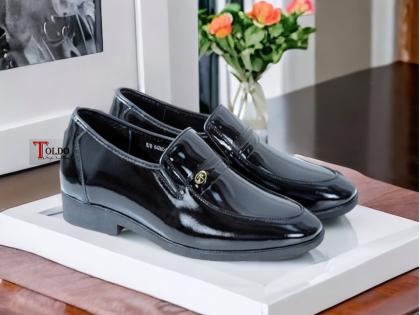 HQ642 Den bong 1.jpg