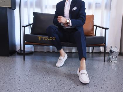 giày mọi tăng chiều cao 6cm da lộn trắng be 13.jpg