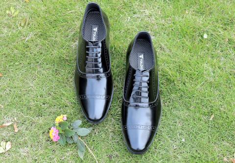 Mua giày cao nam online cần lưu ý những gì?