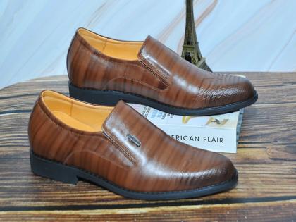 1 giày cao nam màu nâu mũi sần-4.jpg