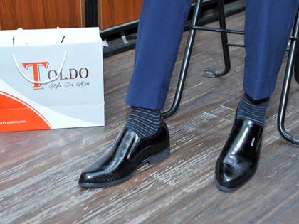 1 giày cao nam màu đen mũi sần-9.jpg