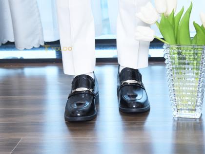 giày cao 8cm màu đen bóng mới 8.jpg