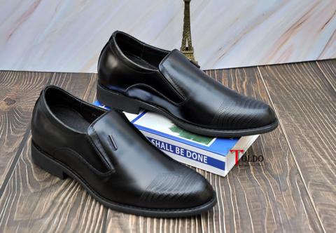 Hướng dẫn cách phân biệt 1 đôi giày da thật chuẩn nhất