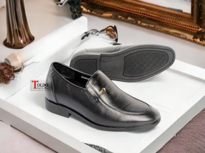 hq650 den tron 2.jpg