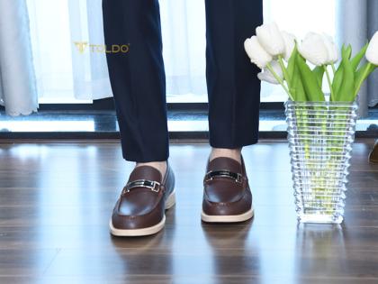 giày cao nam màu nâu đế trắng sữa 8.jpg