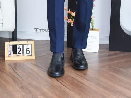 giày cao cho nam 7cm da sần đen 8.jpg