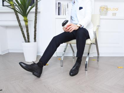 giày cao 7cm cho nam màu đen sần 13.jpg