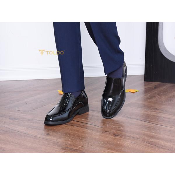 giày tăng chiều cao đen bóng cao 8cm 14.jpg