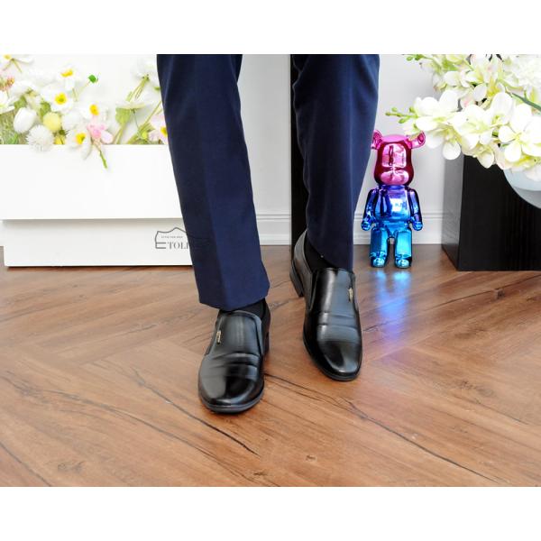 giày tăng chiều cao siêu nhẹ TD905 Đen trơn 10.jpg