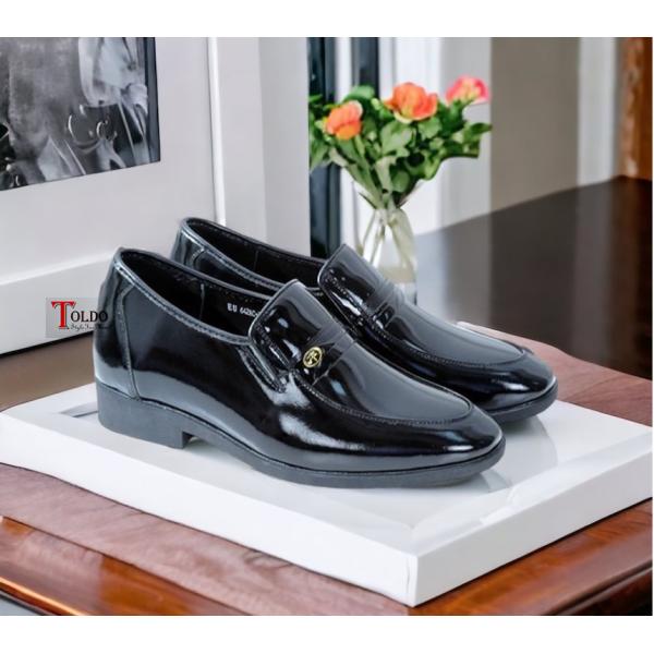 HQ642 Den bong 1.jpg